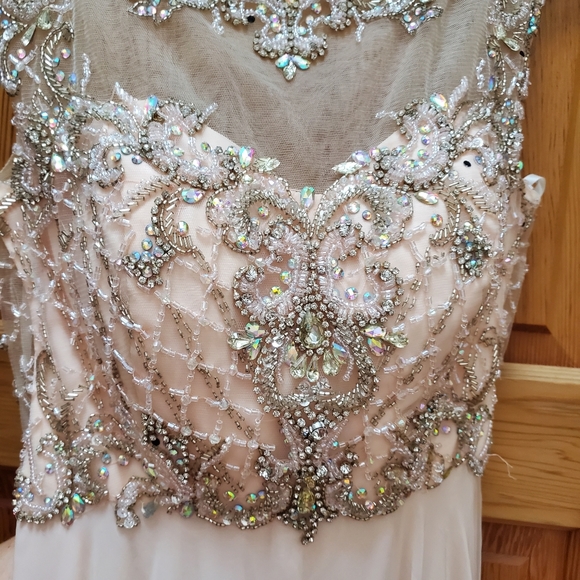 Exquisite Prom Dress - Picture 2 of 3